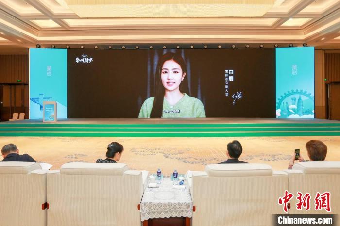 常州籍演員白鹿擔(dān)綱常州文旅大使，為家鄉(xiāng)傾情打CALL?！√凭?攝