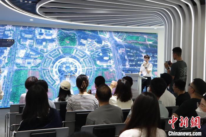 數(shù)字地球技術(shù)應(yīng)用講解。　中科星圖供圖