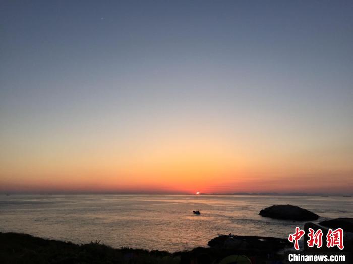 浙江海域一景?！×植?攝