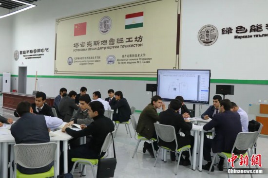 2023年4月，位于杜尚別的塔吉克斯坦魯班工坊課堂。張碩 攝