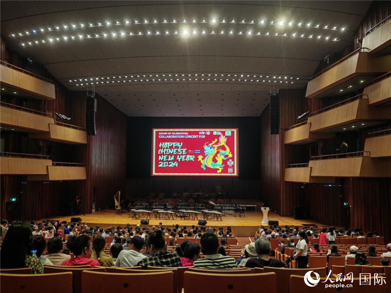 “歡慶之聲—2024歡樂春節(jié)音樂會(huì)”14日在泰國(guó)瑪希隆王子音樂廳舉行。人民網(wǎng)記者 楊一攝