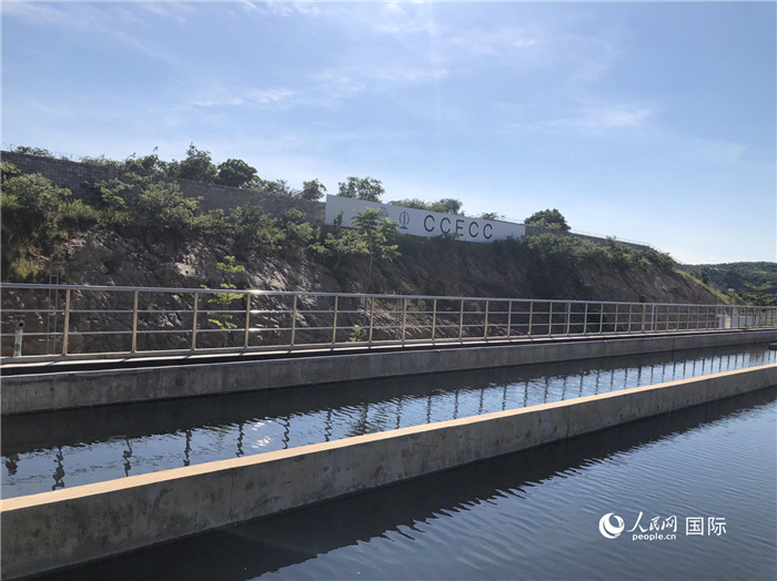 由中國(guó)土木工程（贊比亞）有限公司承建的卡夫河供水項(xiàng)目。人民網(wǎng)記者 黃培昭攝