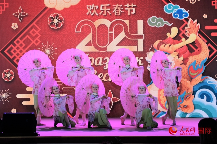 活動現(xiàn)場的精彩演出。于子恒攝