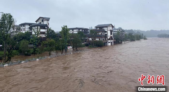 四川暴雨、山洪、地質(zhì)災害氣象風險預警齊發(fā)