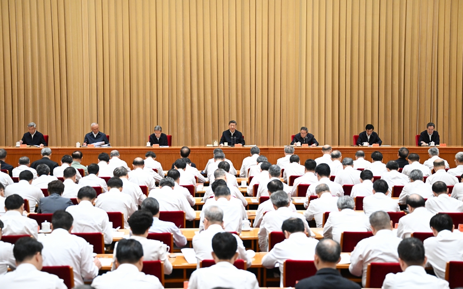 7月14日至15日，中央城市工作會(huì)議在北京舉行。中共中央總書記、國家主席、中央軍委主席習(xí)近平出席會(huì)議并發(fā)表重要講話。中共中央政治局常委李強(qiáng)、趙樂際、王滬寧、蔡奇、丁薛祥、李希出席會(huì)議。