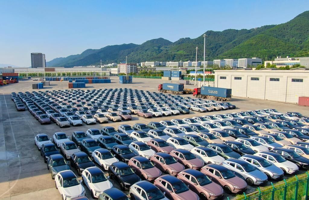 05 重慶整車(chē)進(jìn)口口岸。華龍網(wǎng) 通訊員 郭晉 攝