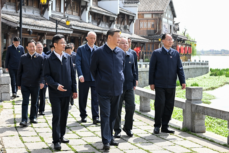 2024年3月19日，習(xí)近平總書記在湖南常德河街考察。
