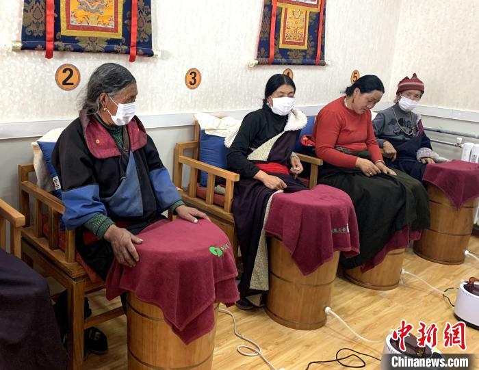 青海藏鄉(xiāng)醫(yī)改見聞：公共衛(wèi)生分片區(qū)，濱?！巴庠眰鲙蛶?/></a></div>
                        <div   id=