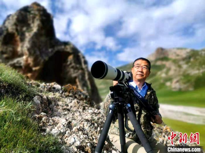 青海野生動(dòng)物攝影師李善元：進(jìn)了大自然，一切煩惱都沒(méi)有了