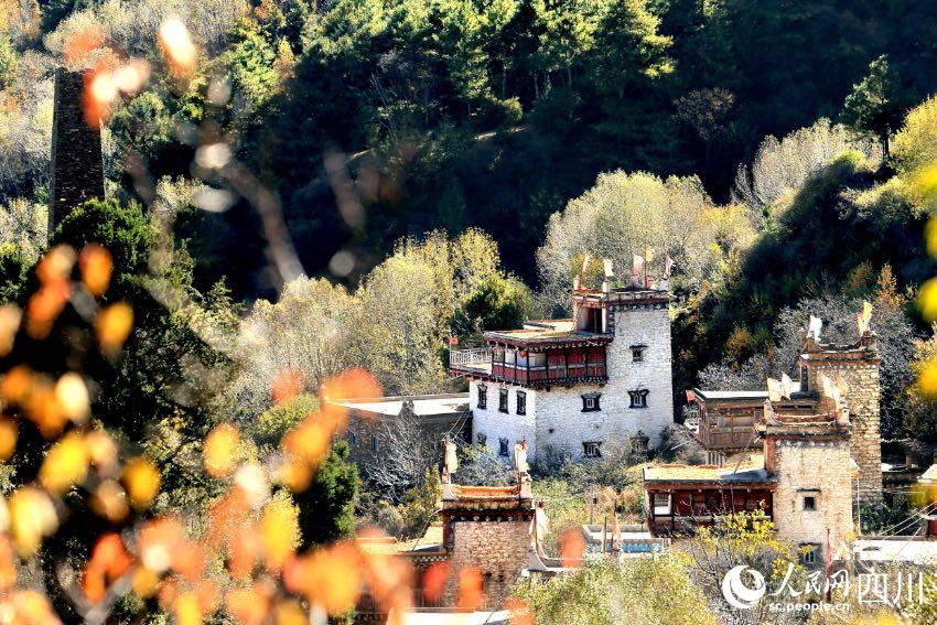 丹巴美景。李永安攝
