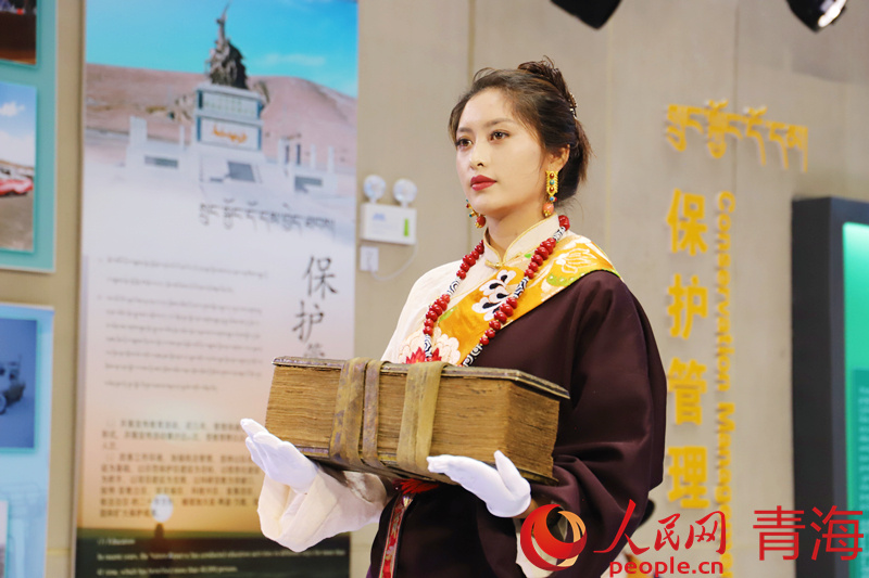 藏品展示。人民網(wǎng) 楊啟紅攝