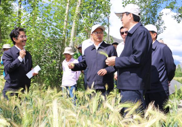 全國表彰大會上，為什么只有他沒到？