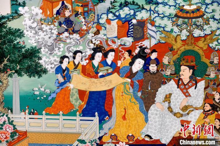 圖為5月16日，展覽中的新創(chuàng)唐卡作品(局部)?！±盍?攝