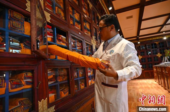 西藏藏醫(yī)院推動古籍文獻整理研究、出版利用